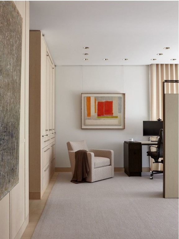 palm beach apartment sitting area by steven elmets architecture